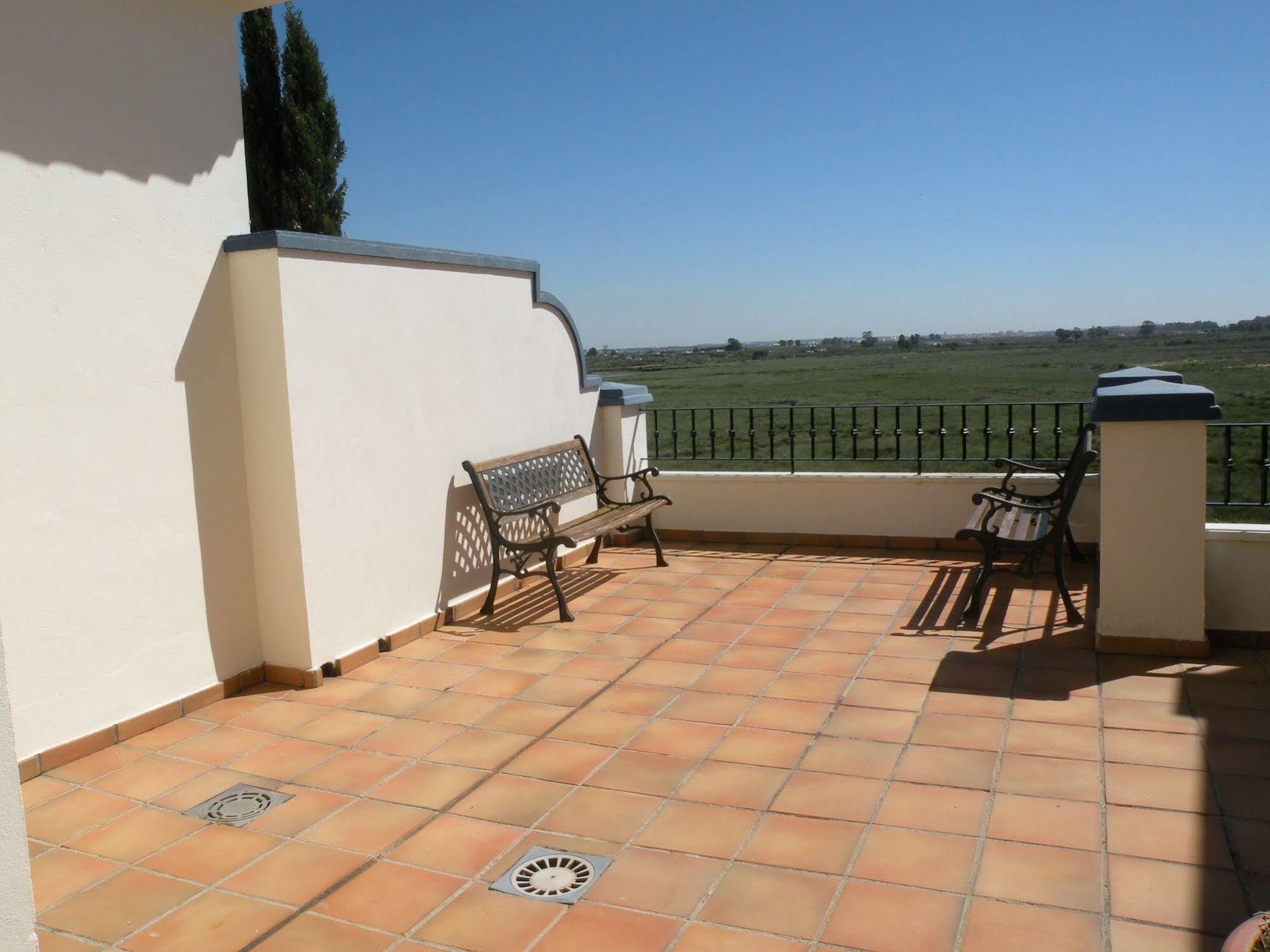 Leo San Bruno Apartment Isla Canela Luaran gambar